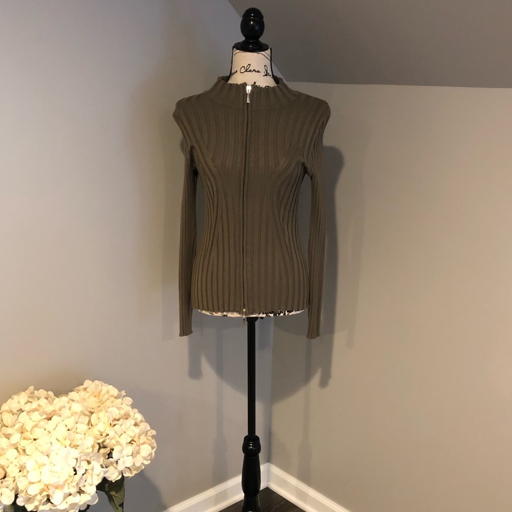 NWOT Belldini fitted ribbed sweater with zipper